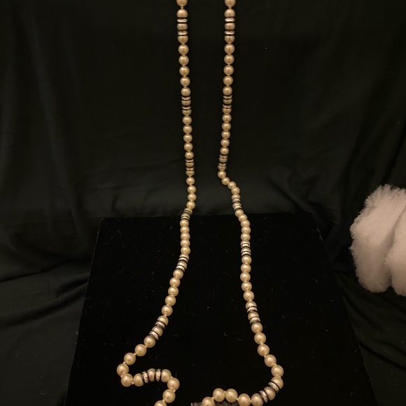 VINTAGE⚜️CLASSY Cultured Faux Pearl & Crystal Necklace - Picture 11 of 15